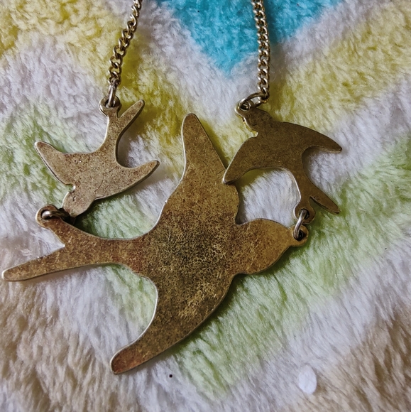 3 Sparrow necklace - Picture 3 of 4